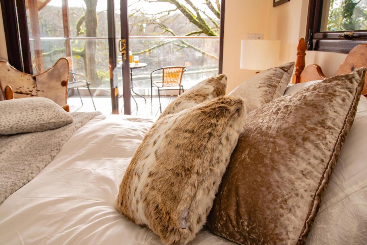 Finest Retreats - The Tree House - Eco-Friendly, Back To Nature Experience Germansweek ภายนอก รูปภาพ