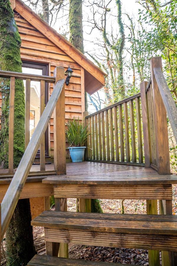 Finest Retreats - The Tree House - Eco-Friendly, Back To Nature Experience Germansweek ภายนอก รูปภาพ