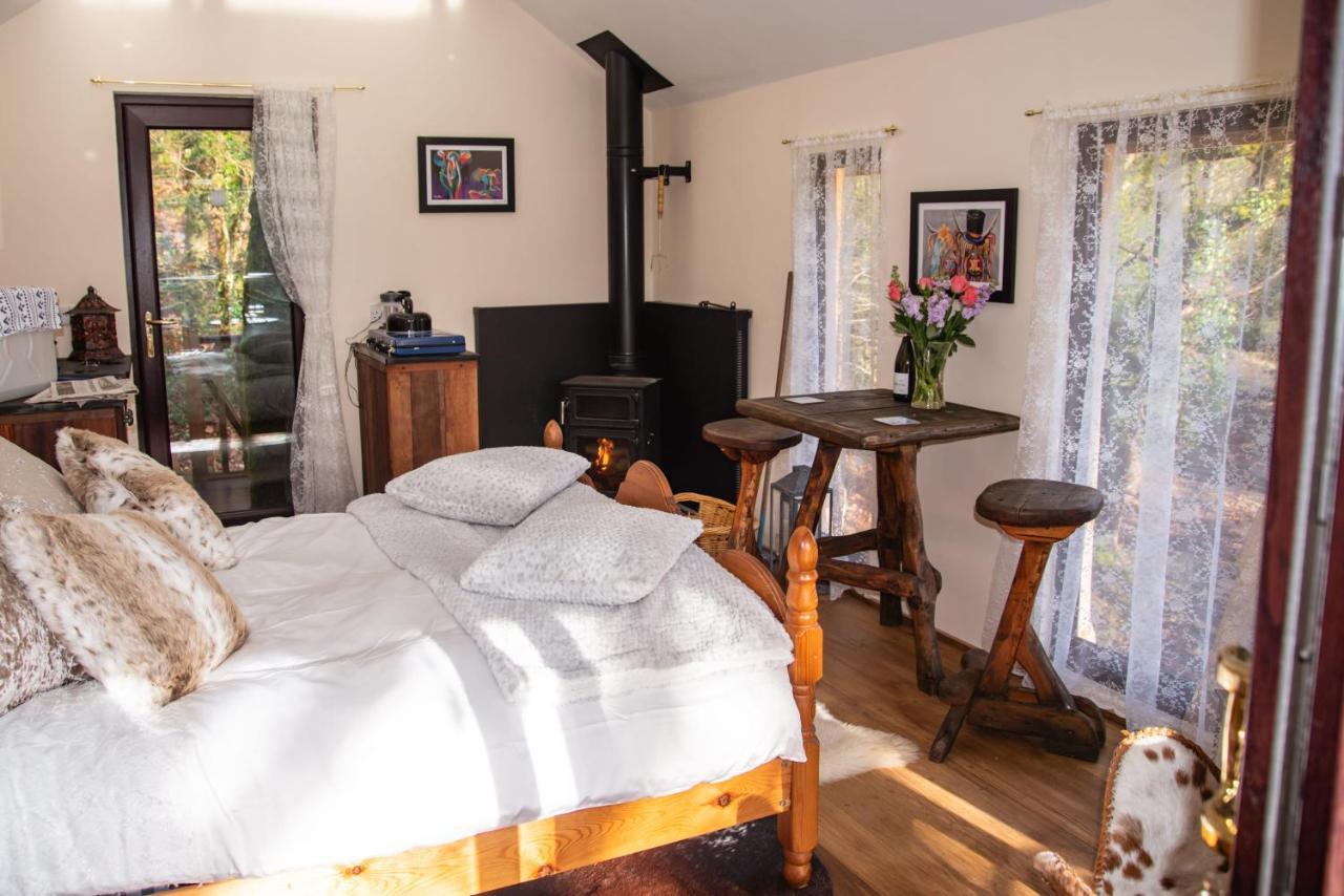 Finest Retreats - The Tree House - Eco-Friendly, Back To Nature Experience Germansweek ภายนอก รูปภาพ
