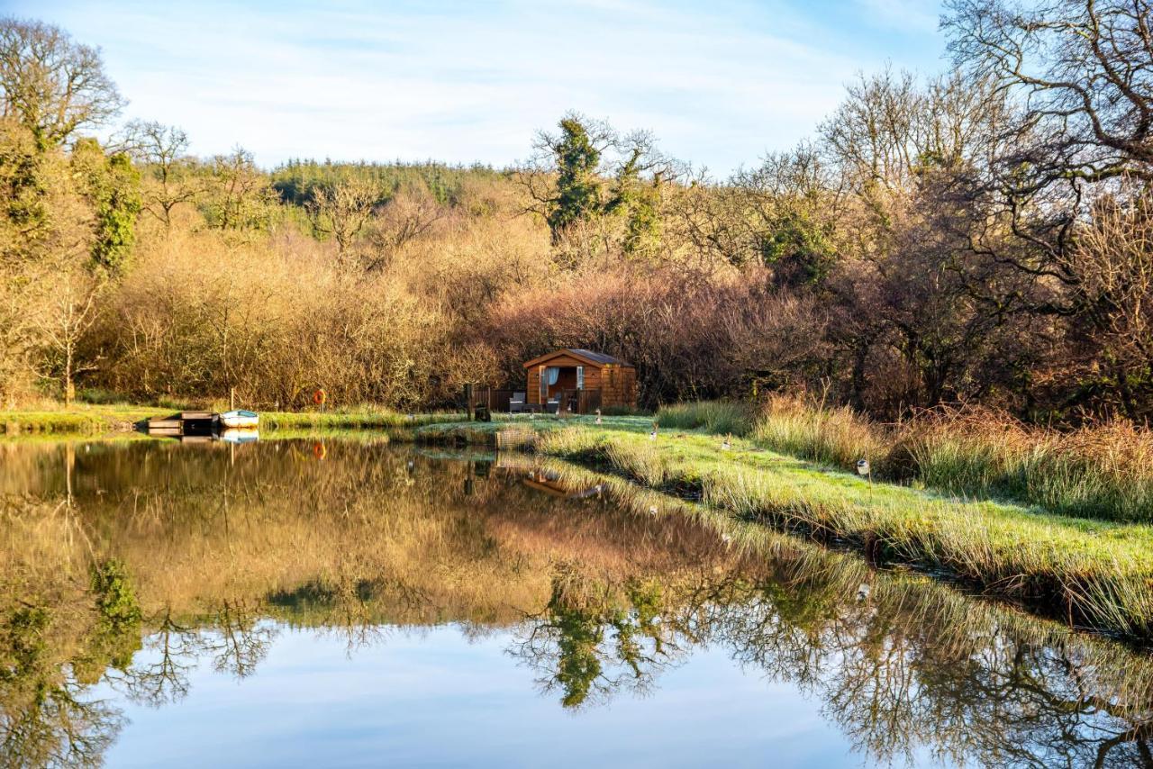 Finest Retreats - The Tree House - Eco-Friendly, Back To Nature Experience Germansweek ภายนอก รูปภาพ